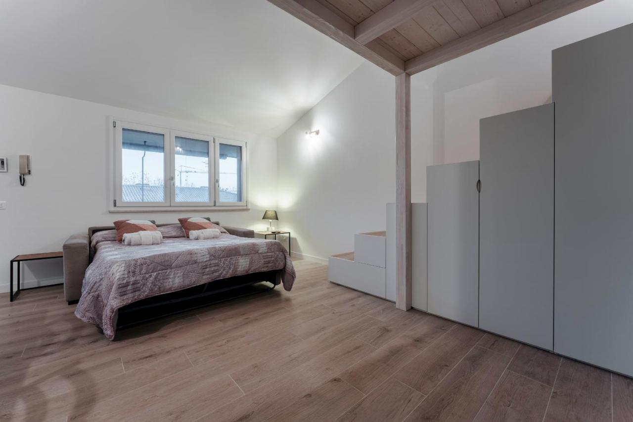 Casa Lugana 19 - Monolocale Con Piscina Direttamente A Lago 시르미오네 외부 사진