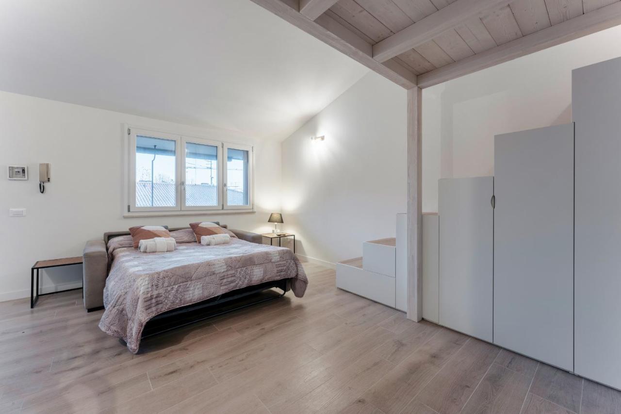 Casa Lugana 19 - Monolocale Con Piscina Direttamente A Lago 시르미오네 외부 사진