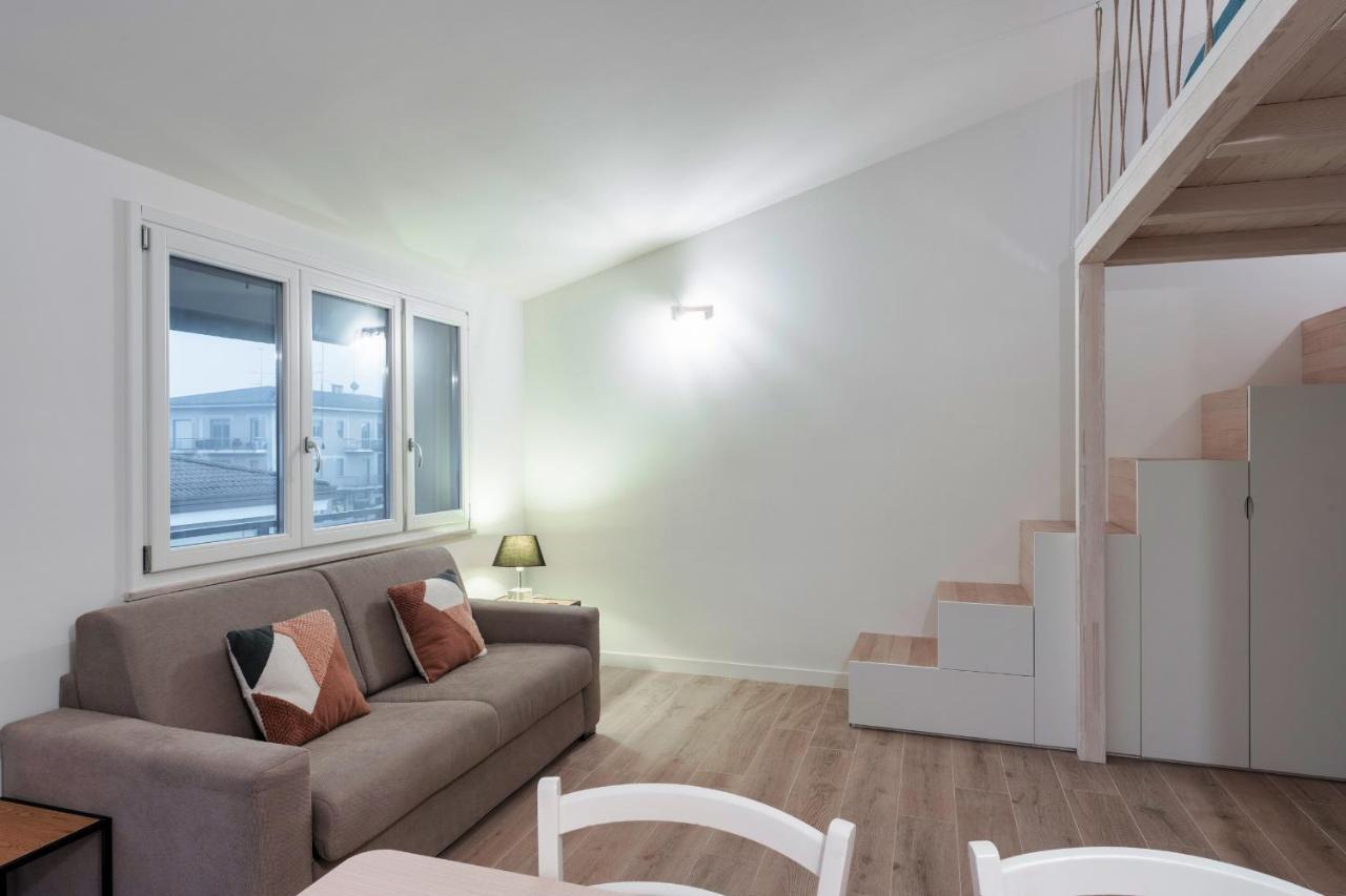 Casa Lugana 19 - Monolocale Con Piscina Direttamente A Lago 시르미오네 외부 사진